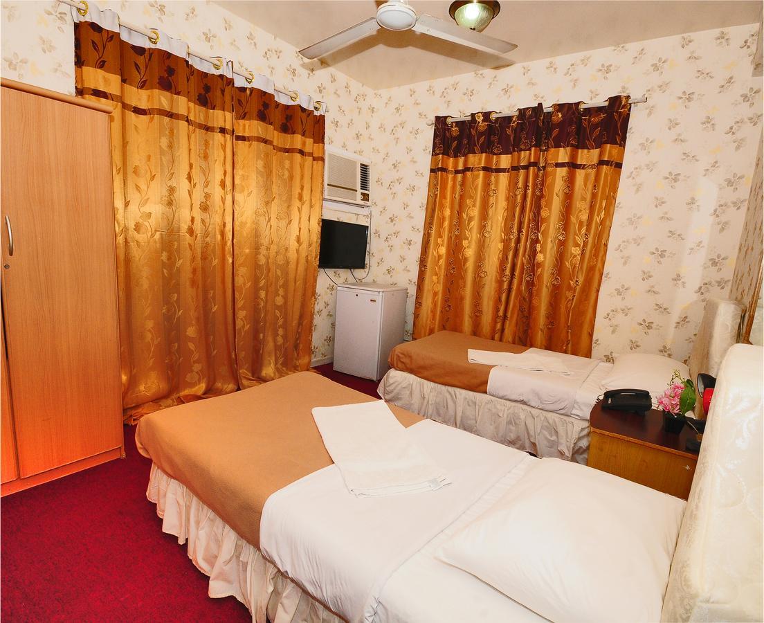 Al Qaid Hotel Dubai Bagian luar foto