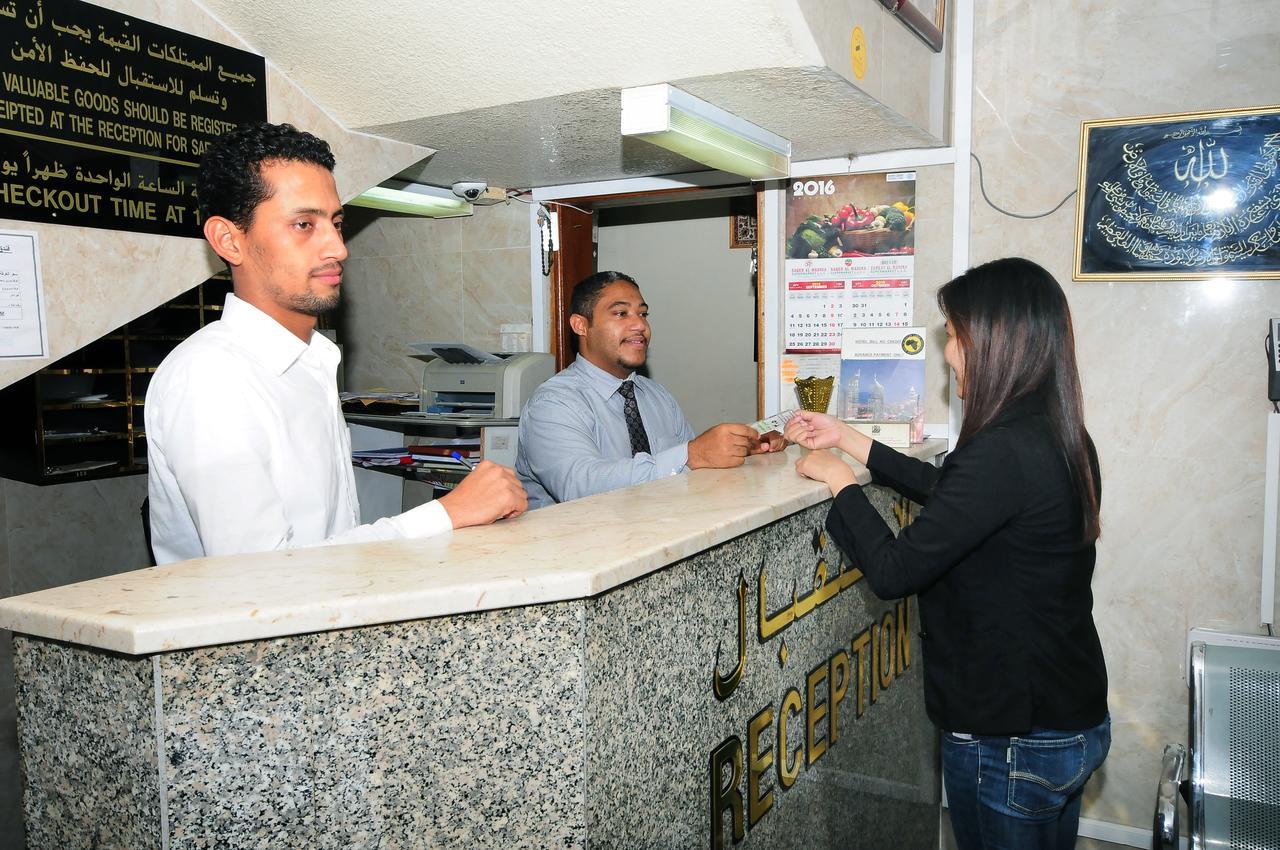 Al Qaid Hotel Dubai Bagian luar foto