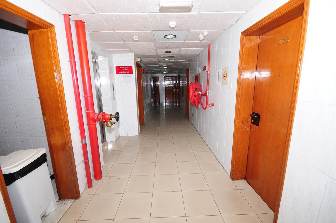 Al Qaid Hotel Dubai Bagian luar foto